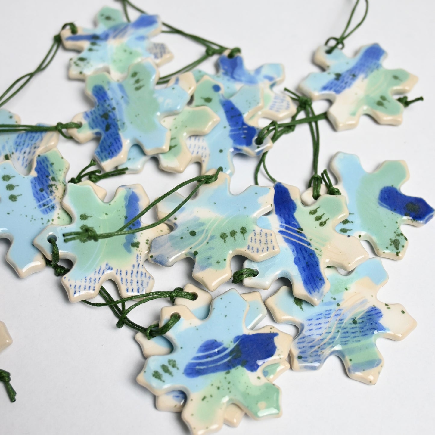 Ceramic Hanging Decoration - Landscape Snowflake