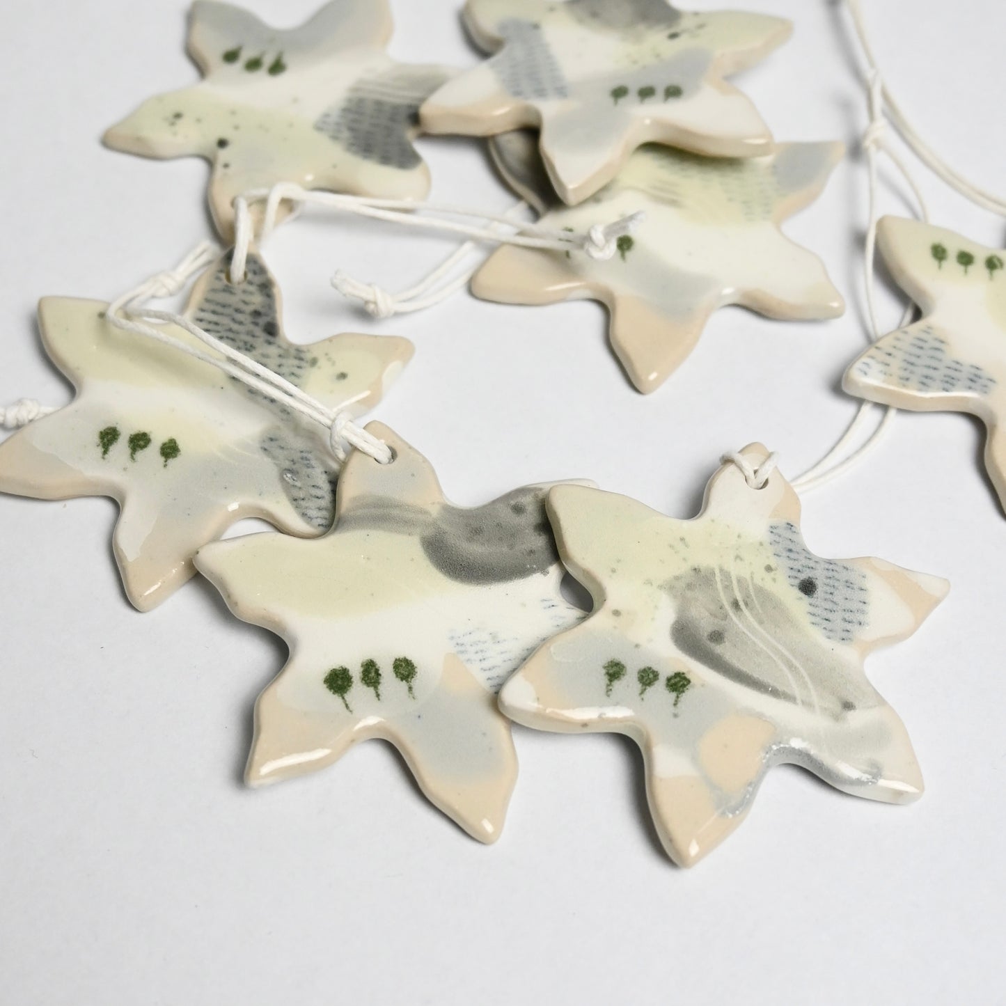 Ceramic Hanging Decoration - Snowy Landscape Snowflake